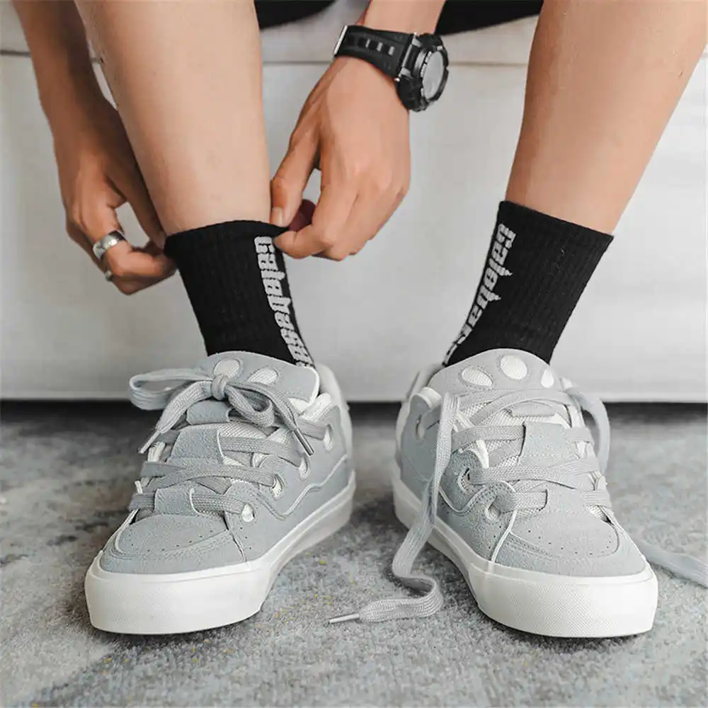 Sepatu bot krem wanita, dengan - Home Office Tech Uk ulasan dan harga